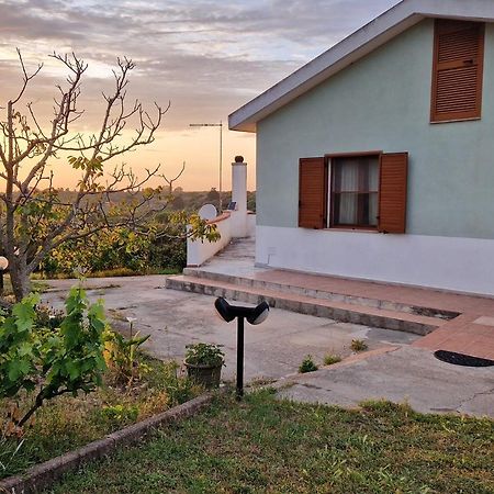 La Valle Incantata - Immerso Nel Verde A 10 Minuti Dal Mare Apartment Sassari Exterior photo